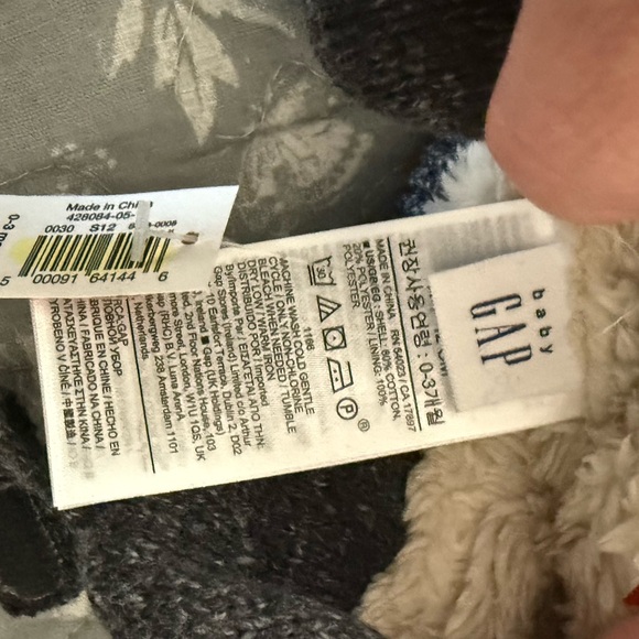 Baby GAP • Baby CashSoft Sherpa-Lined Bear
Beanie • grey • 0-3 months - Picture 5 of 5